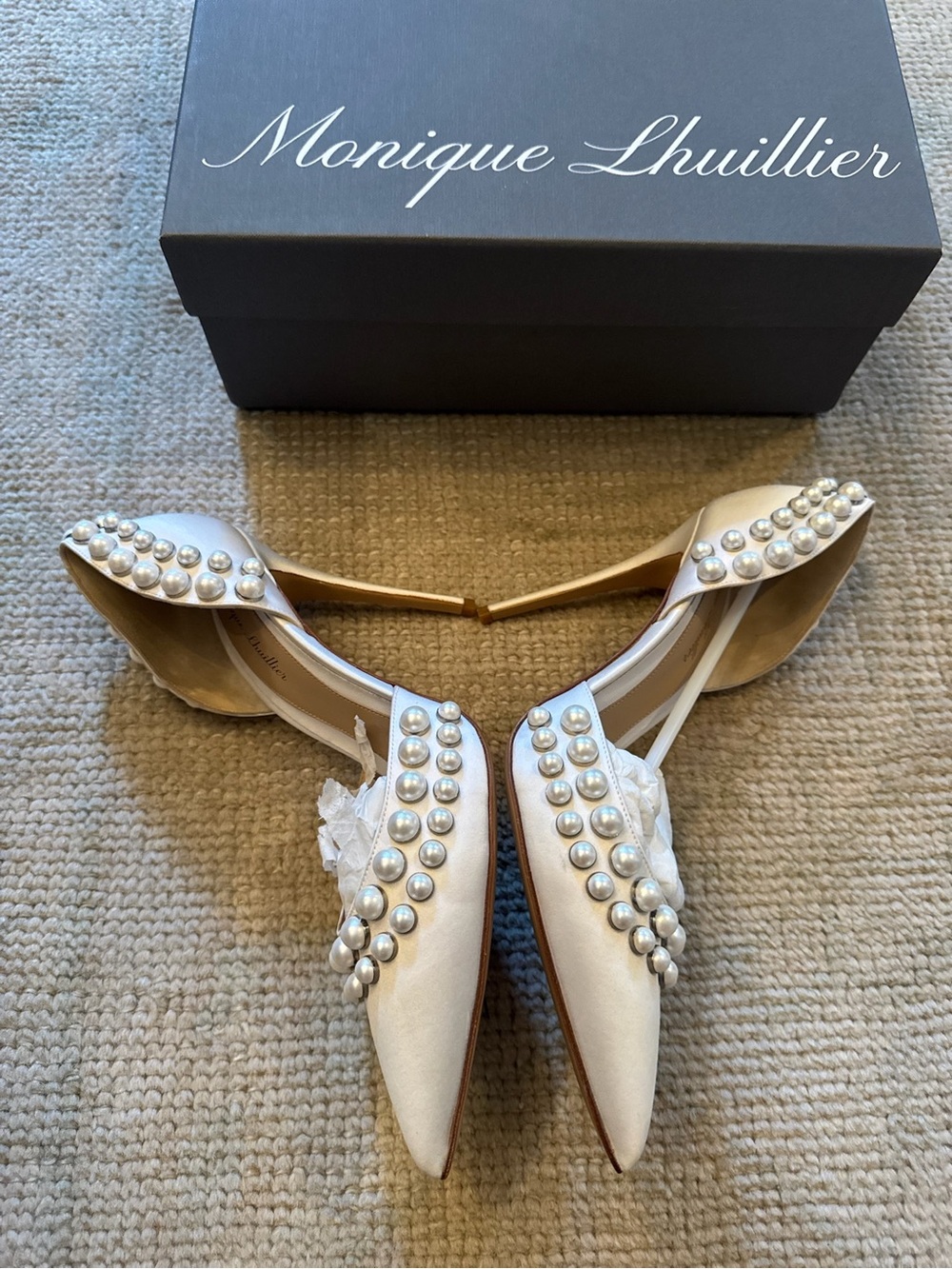 Worn once! Monique Lhuillier Shannon Suede Pearl Pump | Size 38.5 - Picture 6 of 8